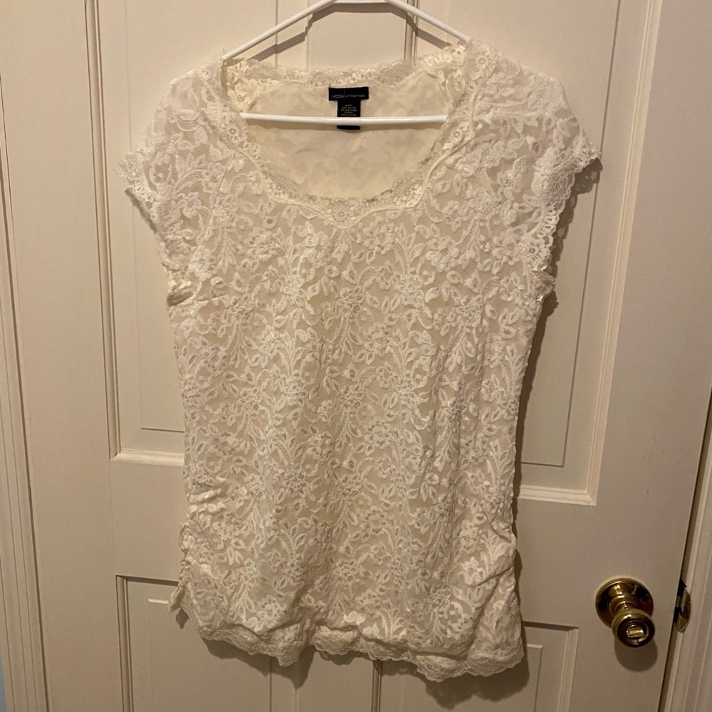 Moda International Cream Short Sleeved Sheer Lace Blouse - XL NEW No Tags